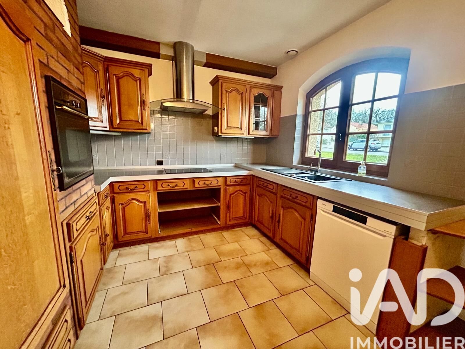 Maison à vendre, 186m², Ars-Laquenexy