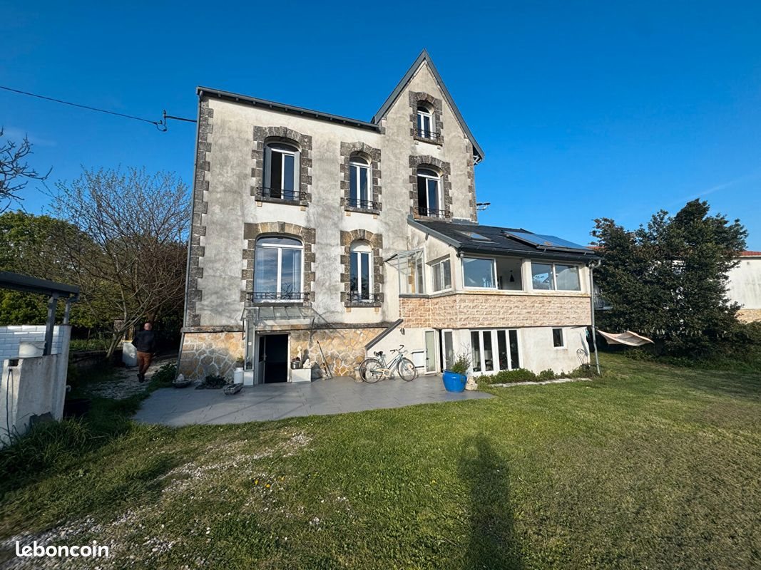Maison à vendre, 260m², Rochefort