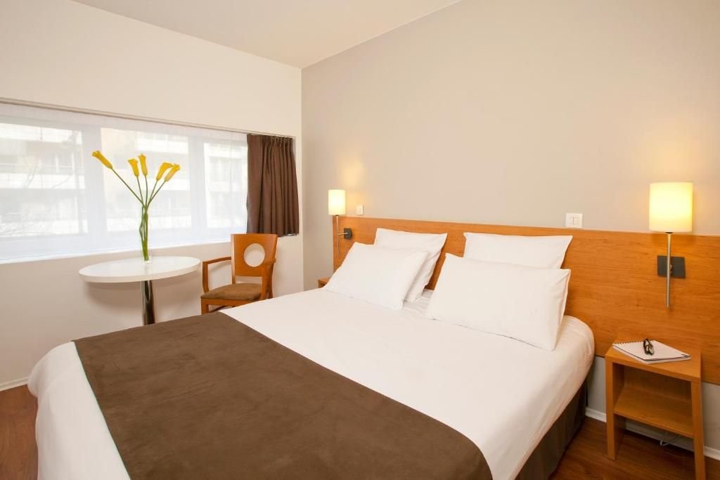 Appartement à louer, 18m², Courbevoie