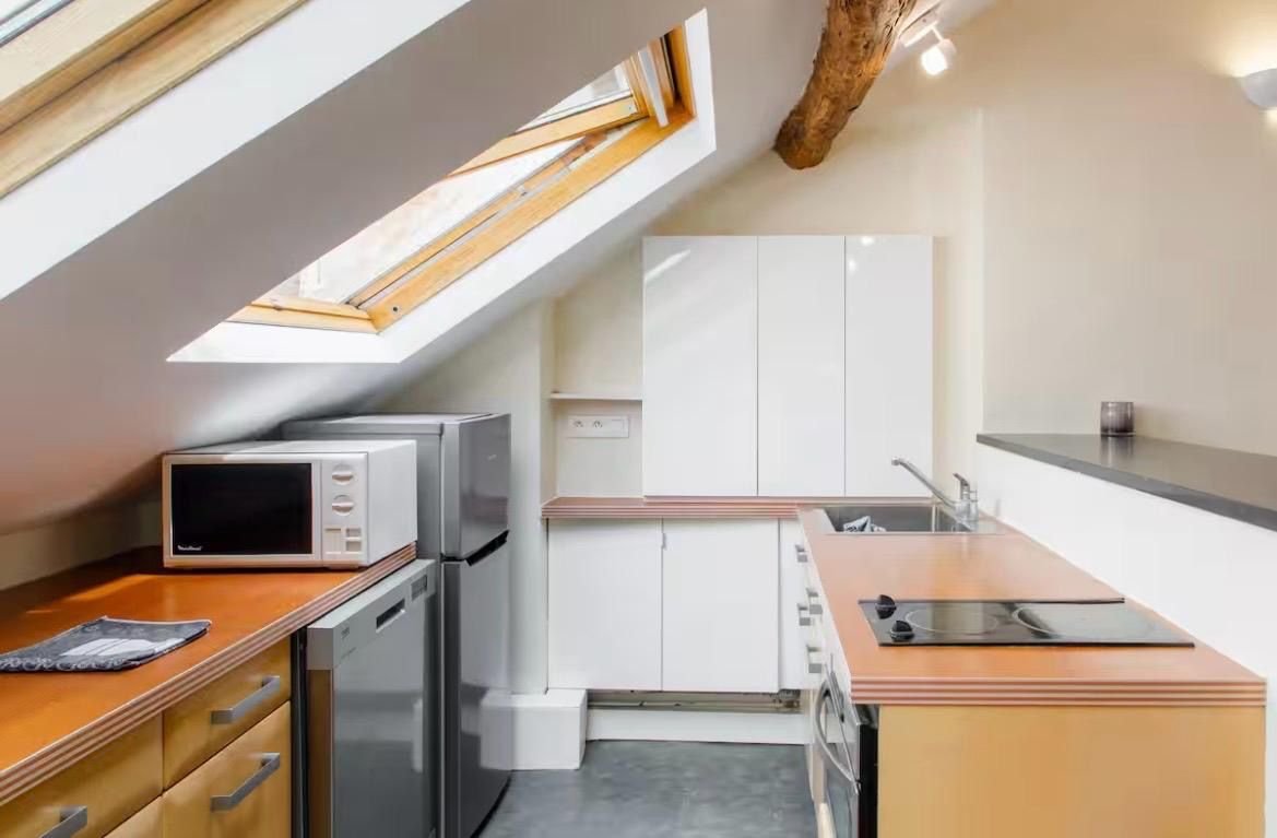 Maison à louer, 11m², Paris 17ème