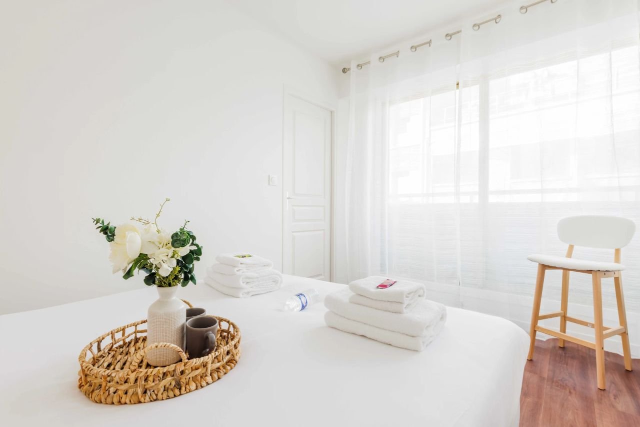 Appartement à louer, 18m², Courbevoie