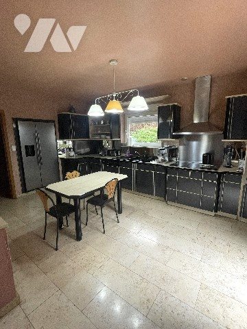 Maison à vendre, 228m², Givet