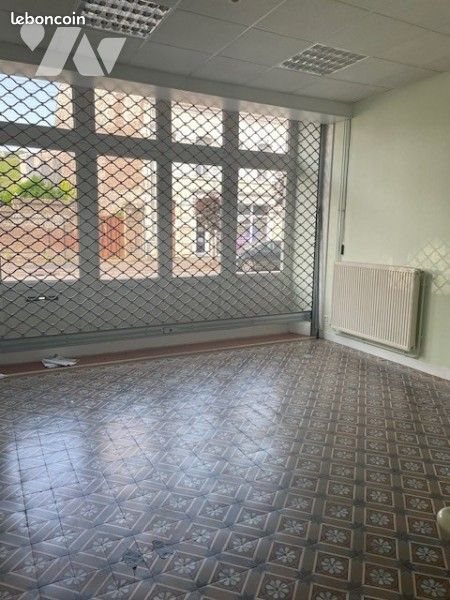 Appartement à vendre, 325m², Givet