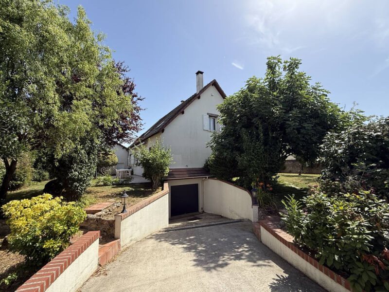 Maison à vendre, 181m², La Houssaye-en-Brie