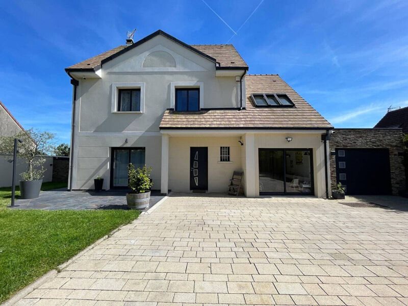 Maison à vendre, 156m², Chevry-Cossigny