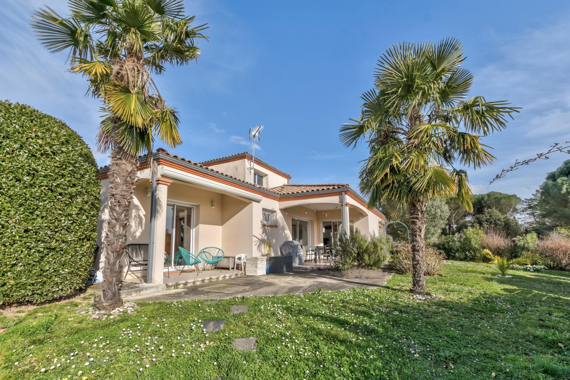 Maison à louer, 189m², Rouffiac-Tolosan