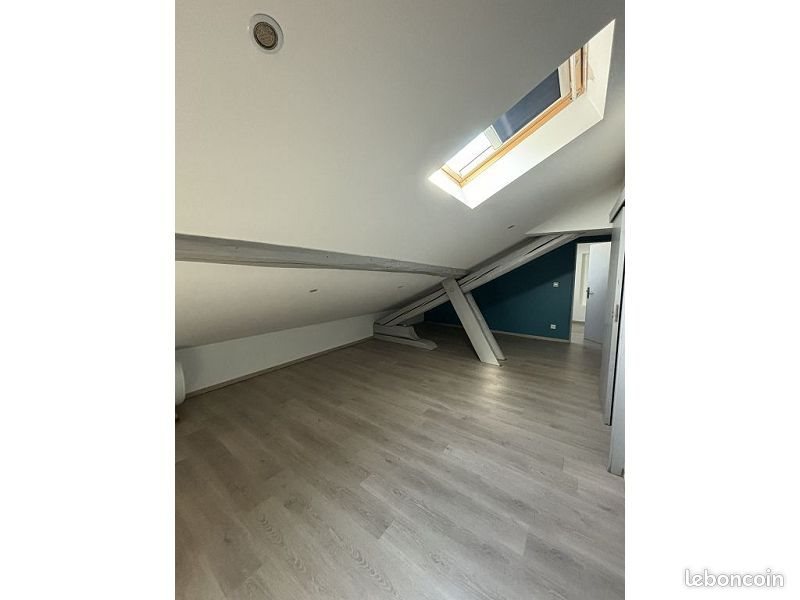 Appartement à louer, 45m², Saint-Etienne
