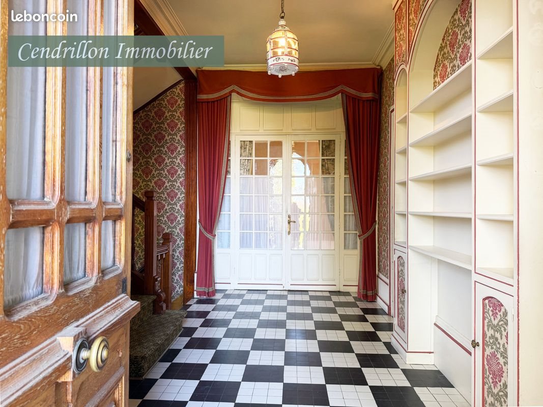 Maison à vendre, 220m², Bourganeuf