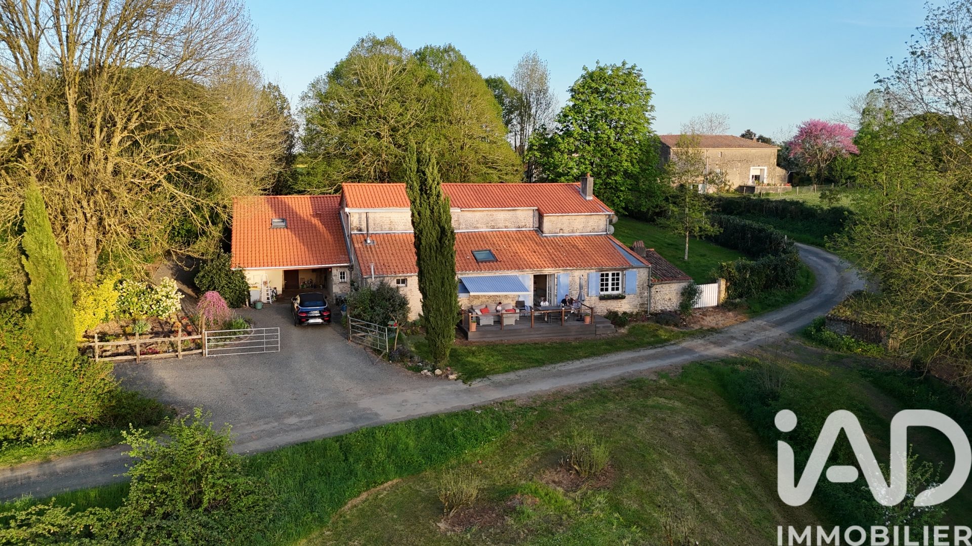 Maison à vendre, 223m², Saint-Hilaire-des-Loges