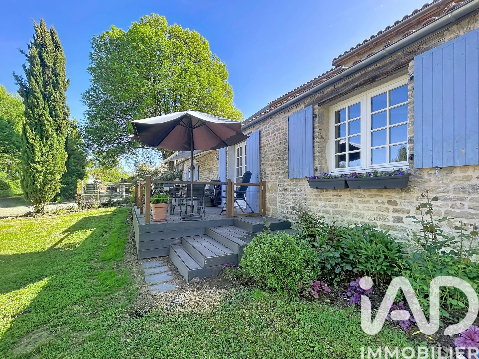 Maison à vendre, 223m², Saint-Hilaire-des-Loges