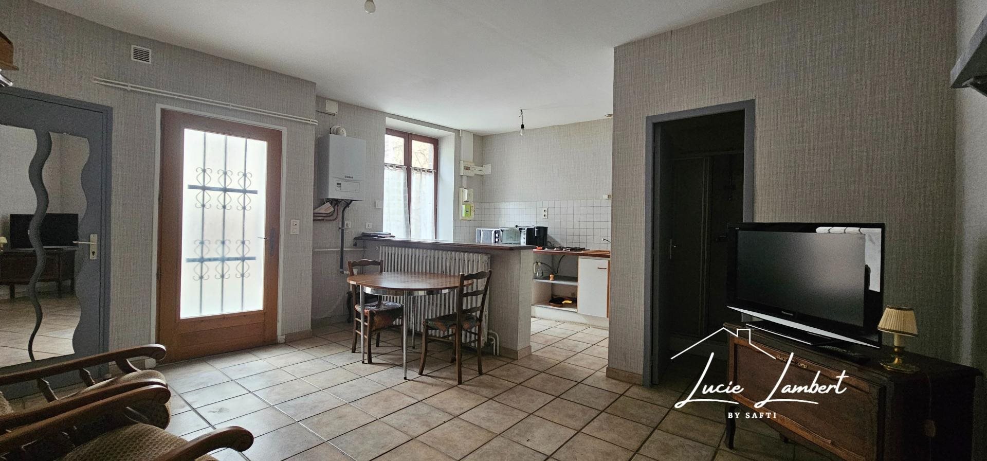Maison à vendre, 174m², Le Breuil-sur-Couze