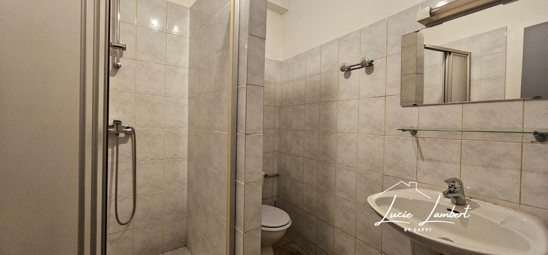 Maison à vendre, 174m², Le Breuil-sur-Couze