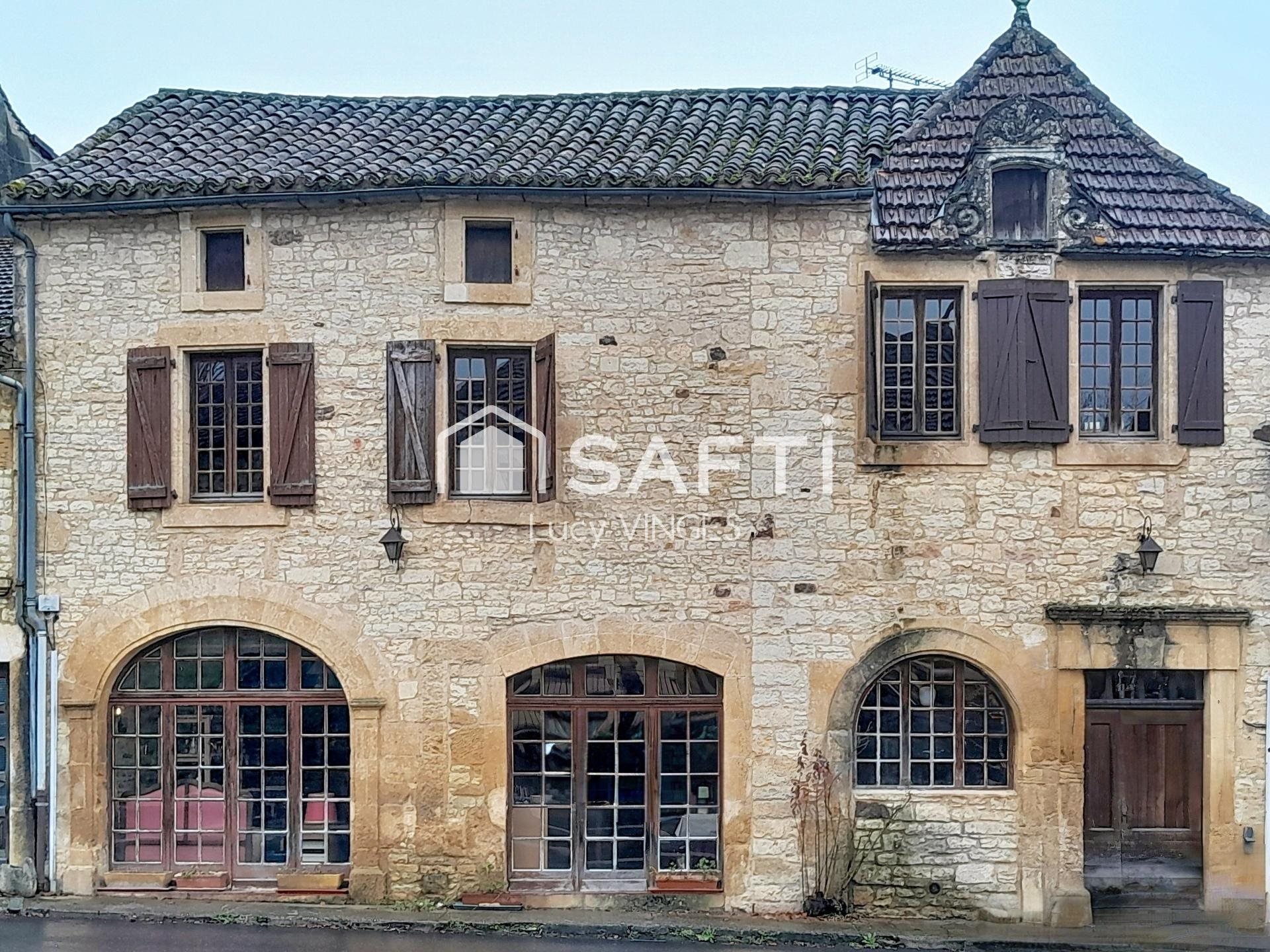 Maison à vendre, 236m², Montcléra