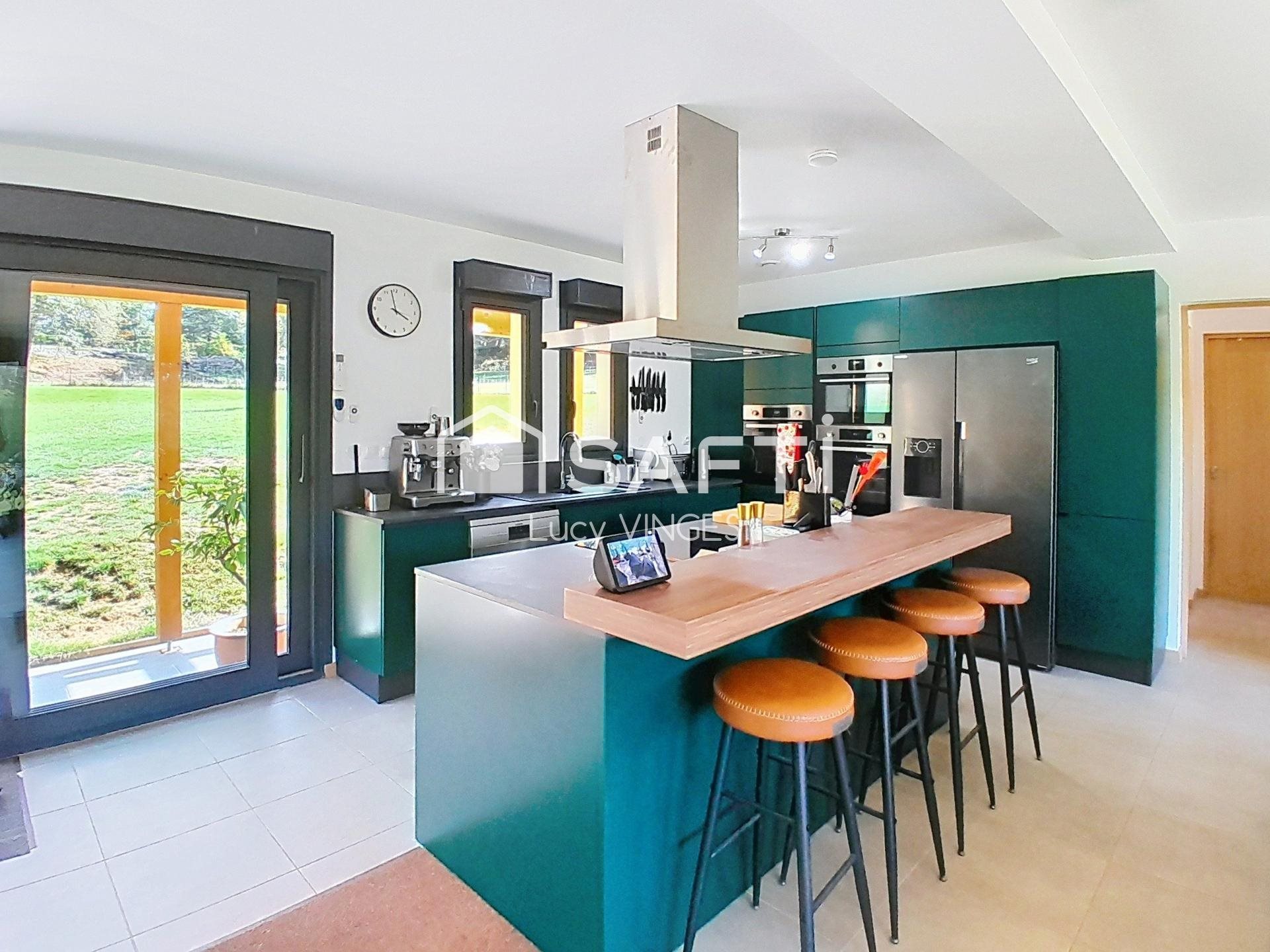 Maison à vendre, 155m², Montcléra