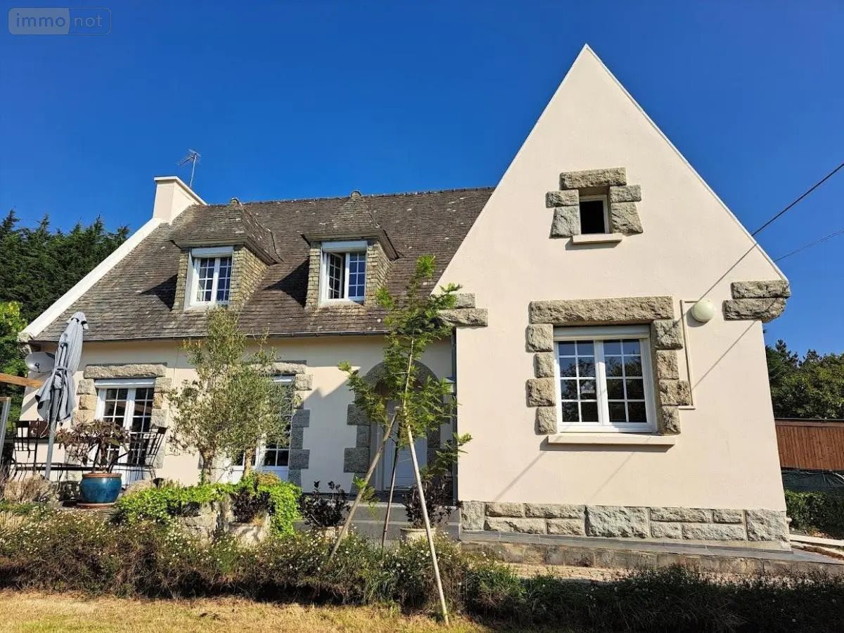 Maison à vendre, 158m², Huelgoat