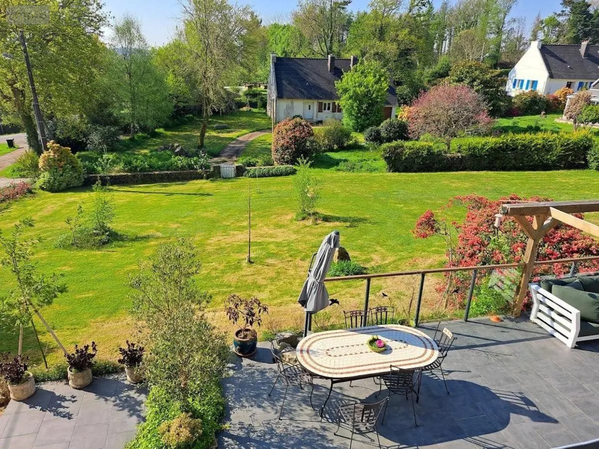 Maison à vendre, 158m², Huelgoat