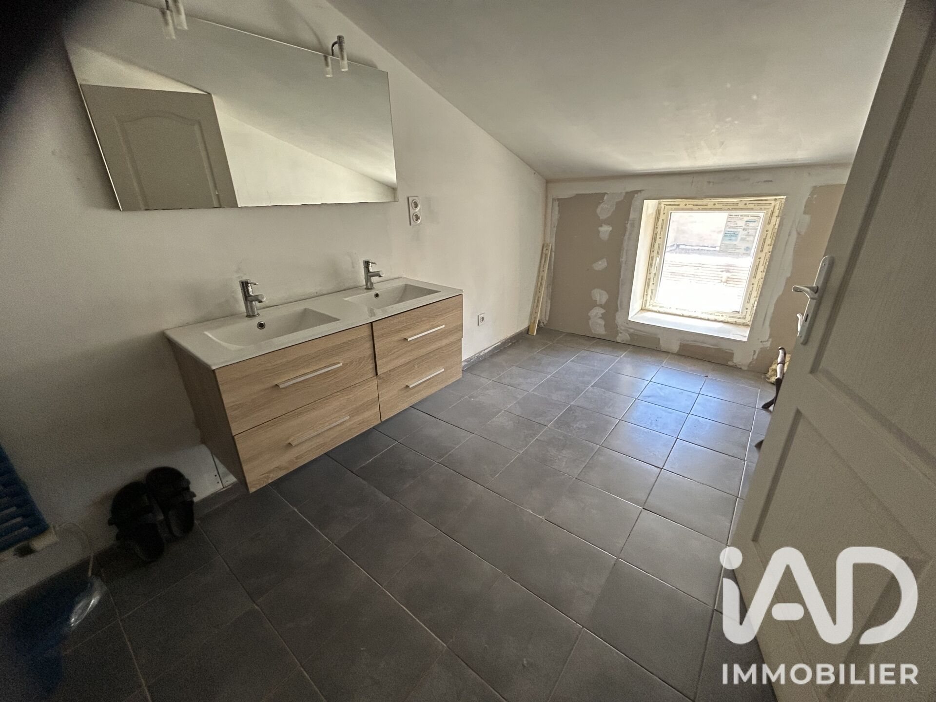 Maison à vendre, 70m², Tavel