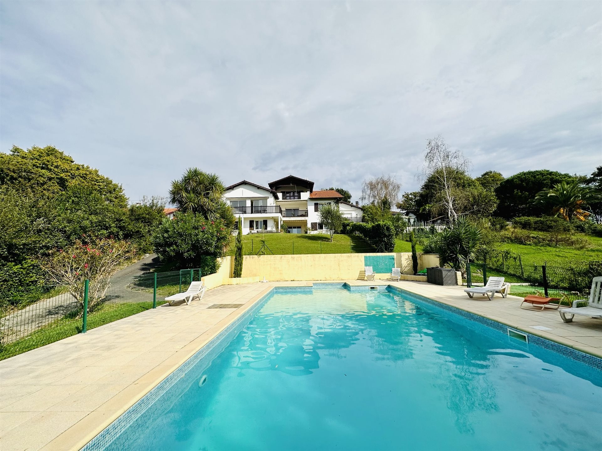 Appartement à vendre, 237m², Arbonne
