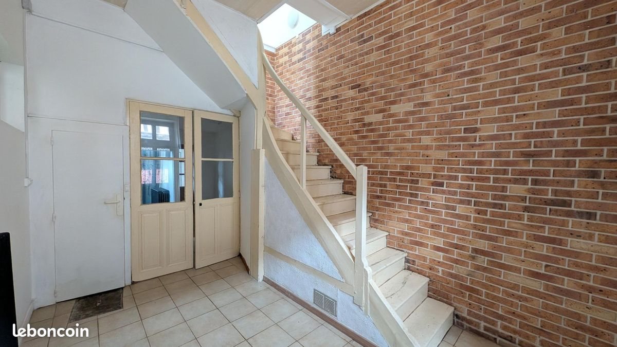 Appartement à louer, 82m², Villeneuve-sur-Yonne