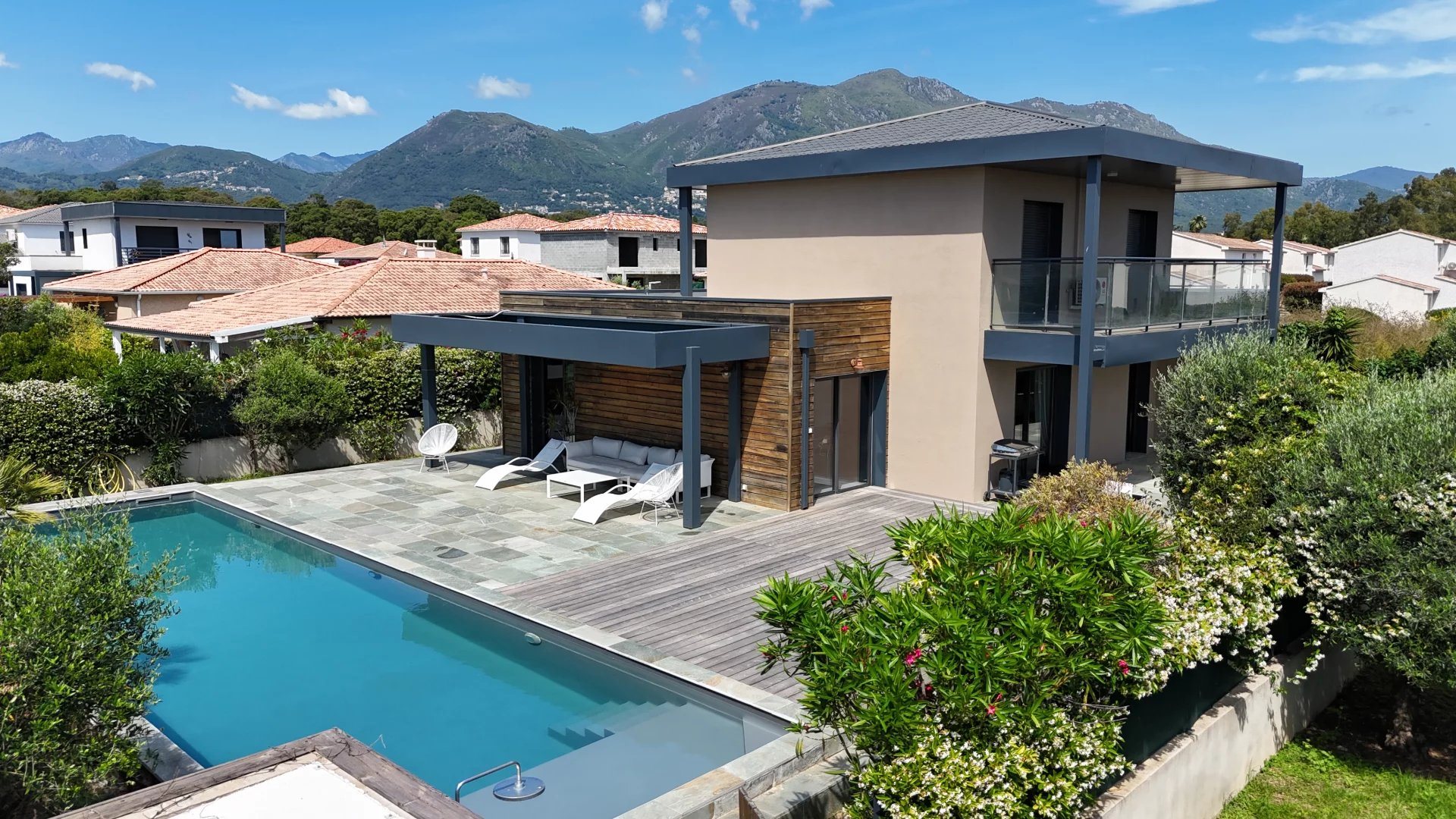 Maison à vendre, 120m², Cervione