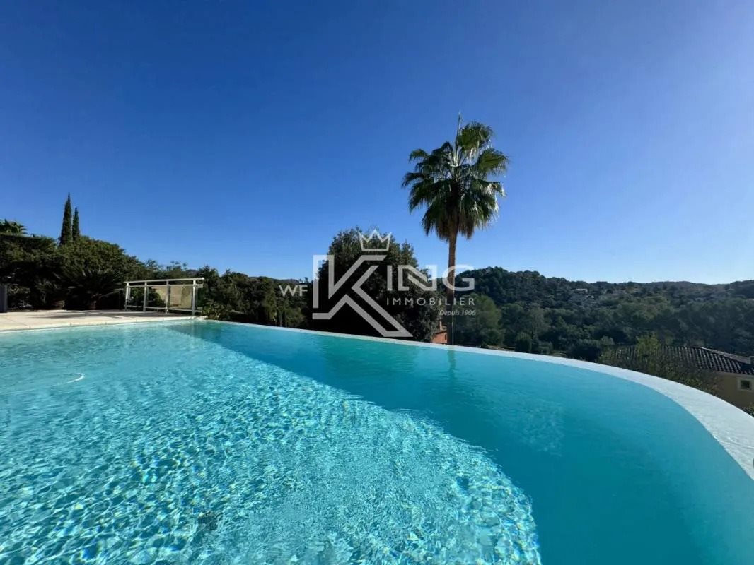 Maison à vendre, 297m², Saint-Raphaël