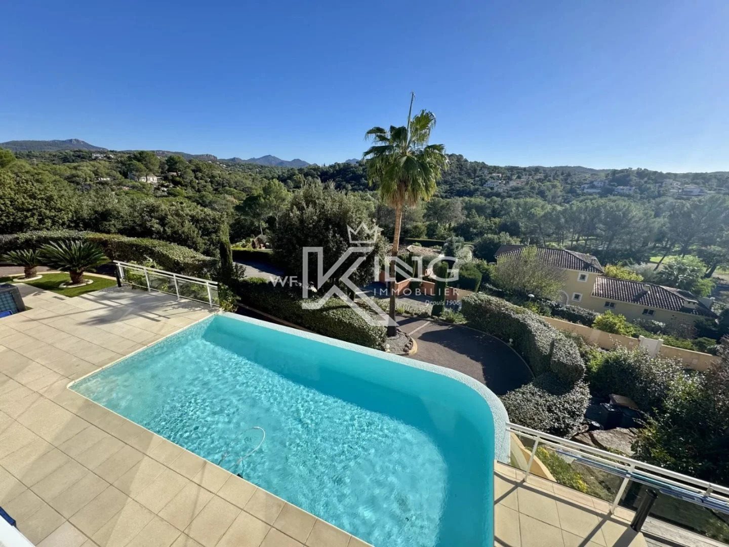 Maison à vendre, 297m², Saint-Raphaël