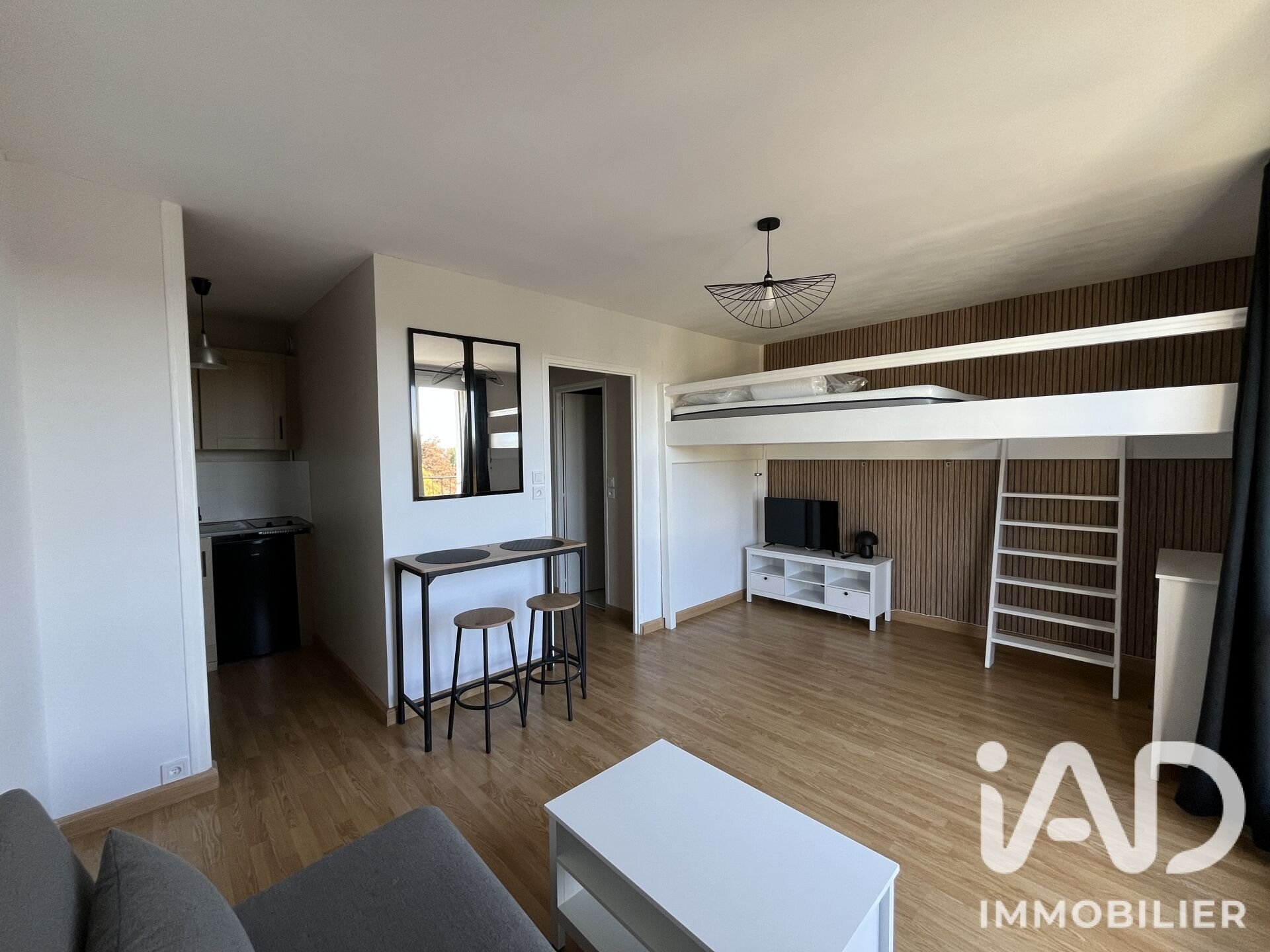 Appartement à louer, 25m², La Chapelle-Saint-Luc