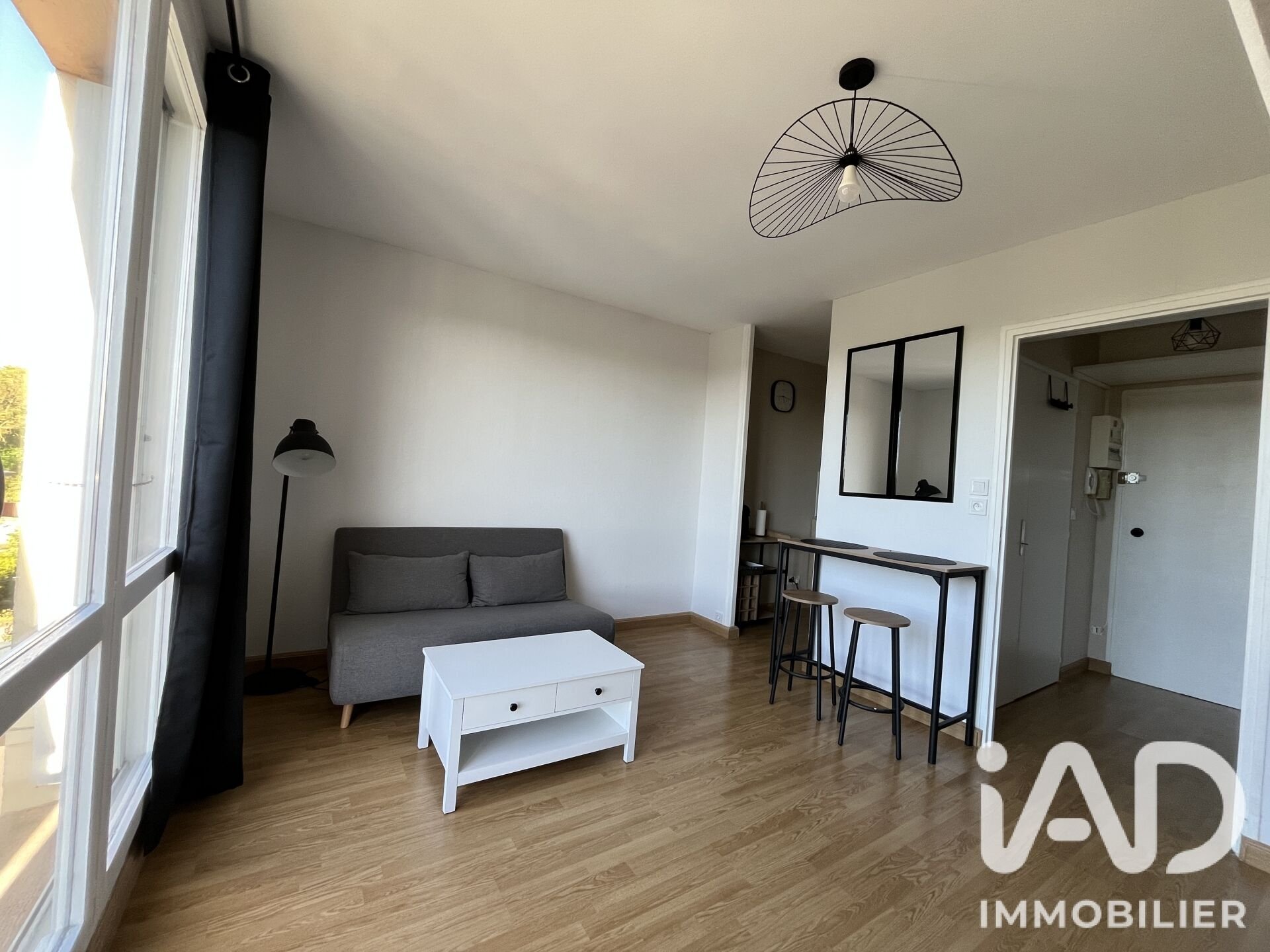 Appartement à louer, 25m², La Chapelle-Saint-Luc