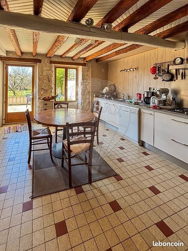 Maison à vendre, 300m², Champs-sur-Yonne