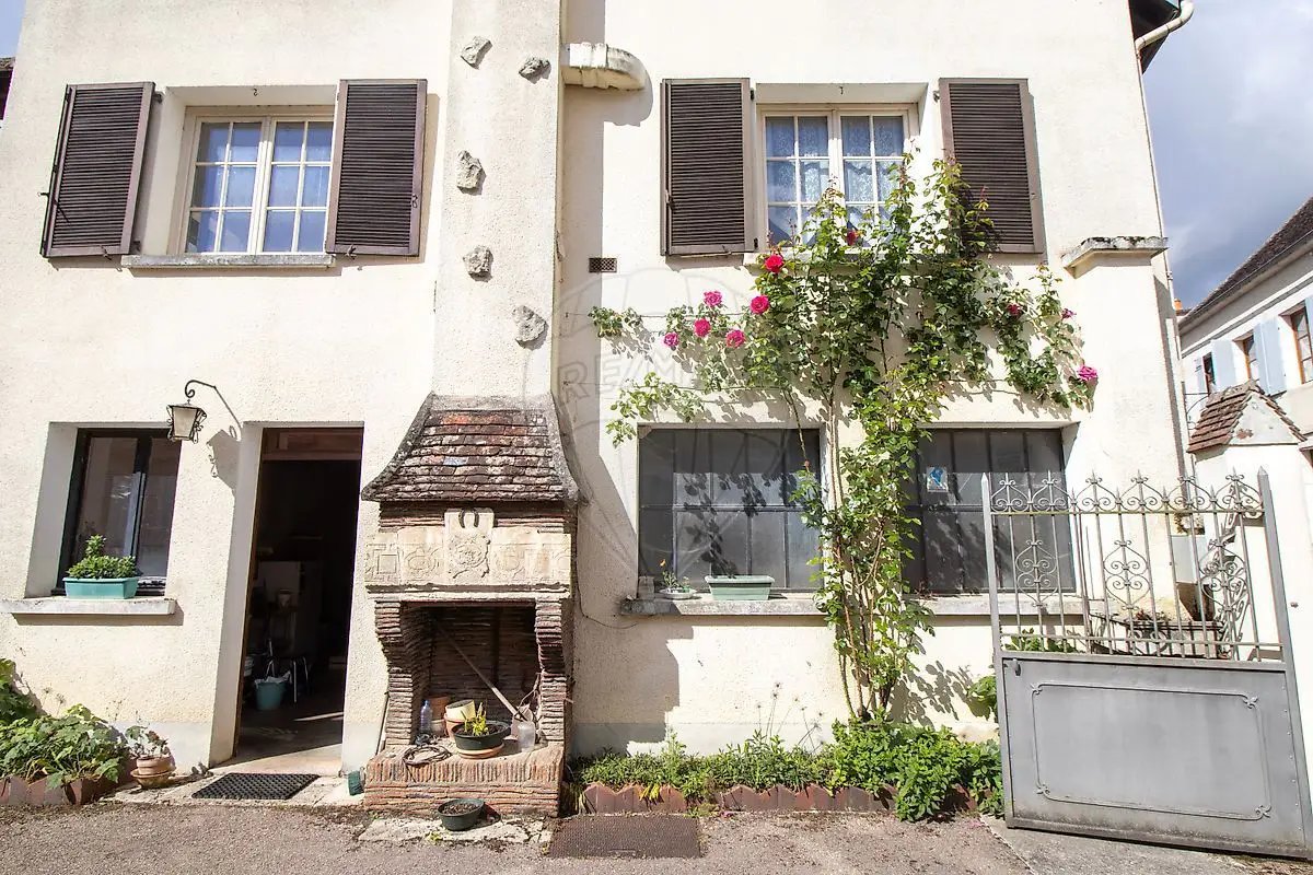 Maison à vendre, 247m², Irancy