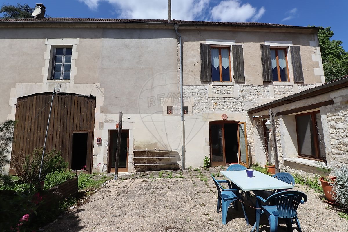 Maison à vendre, 300m², Champs-sur-Yonne