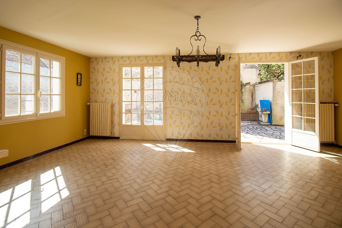 Maison à vendre, 247m², Irancy