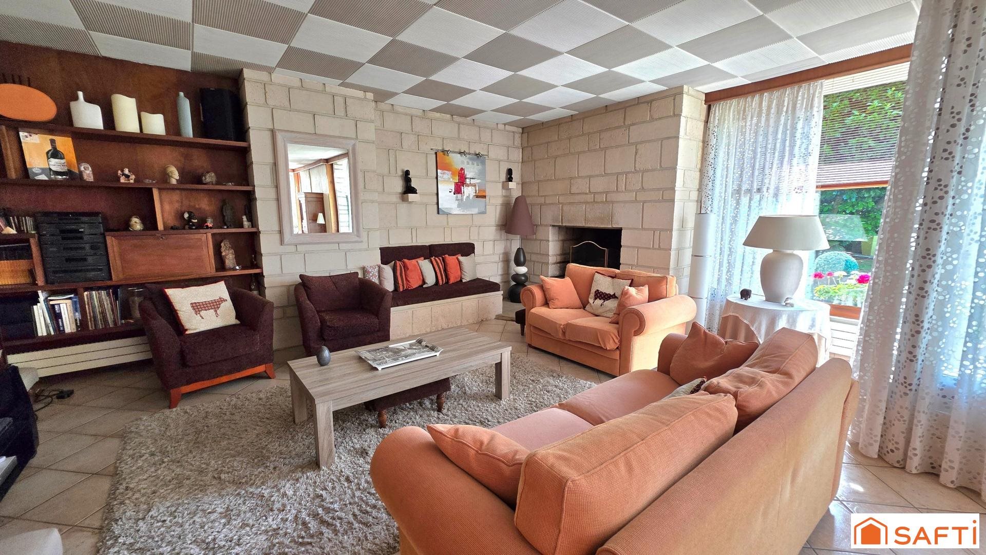 Maison à vendre, 199m², Saint-Quentin