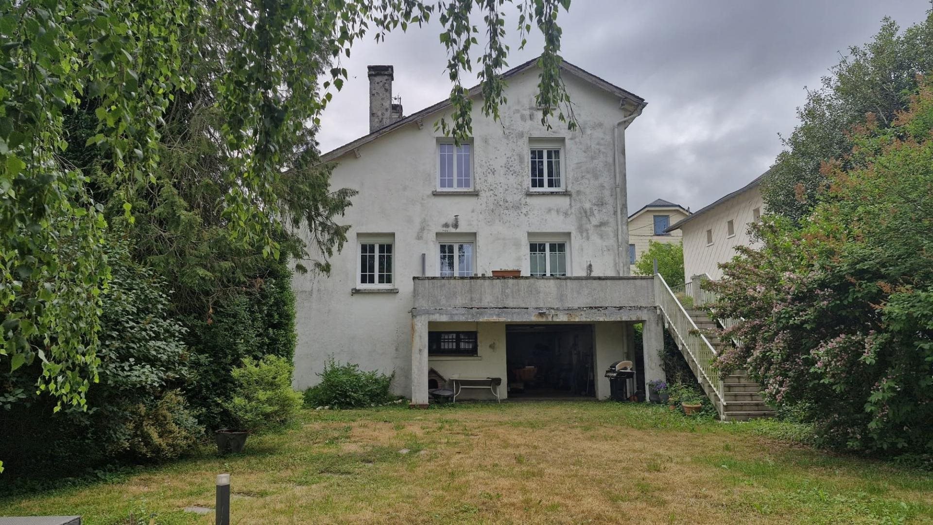 Maison à vendre, 185m², Lacaune
