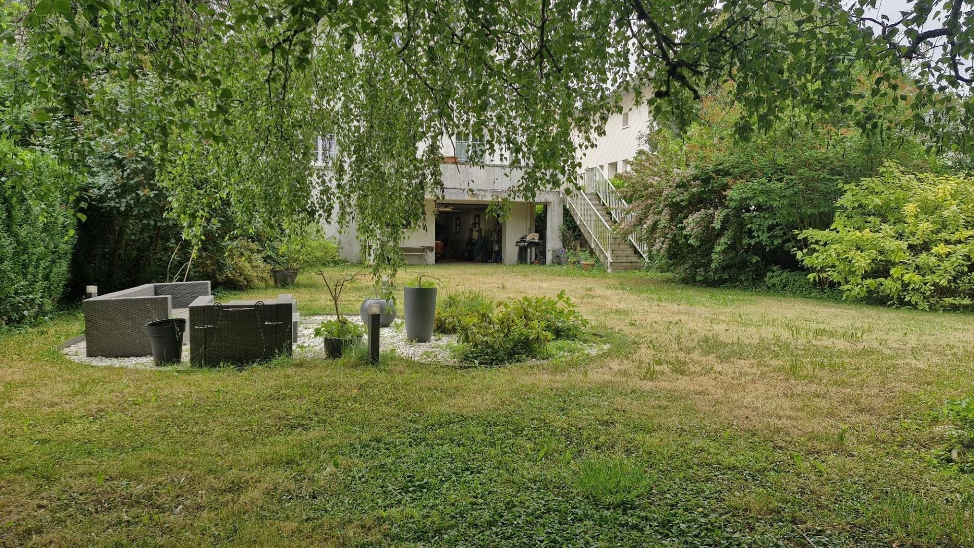 Maison à vendre, 185m², Lacaune