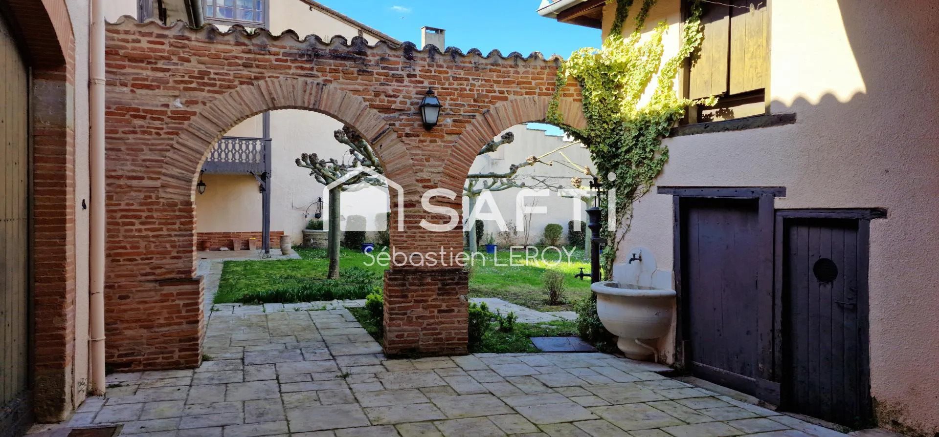 Maison à vendre, 280m², Larrazet