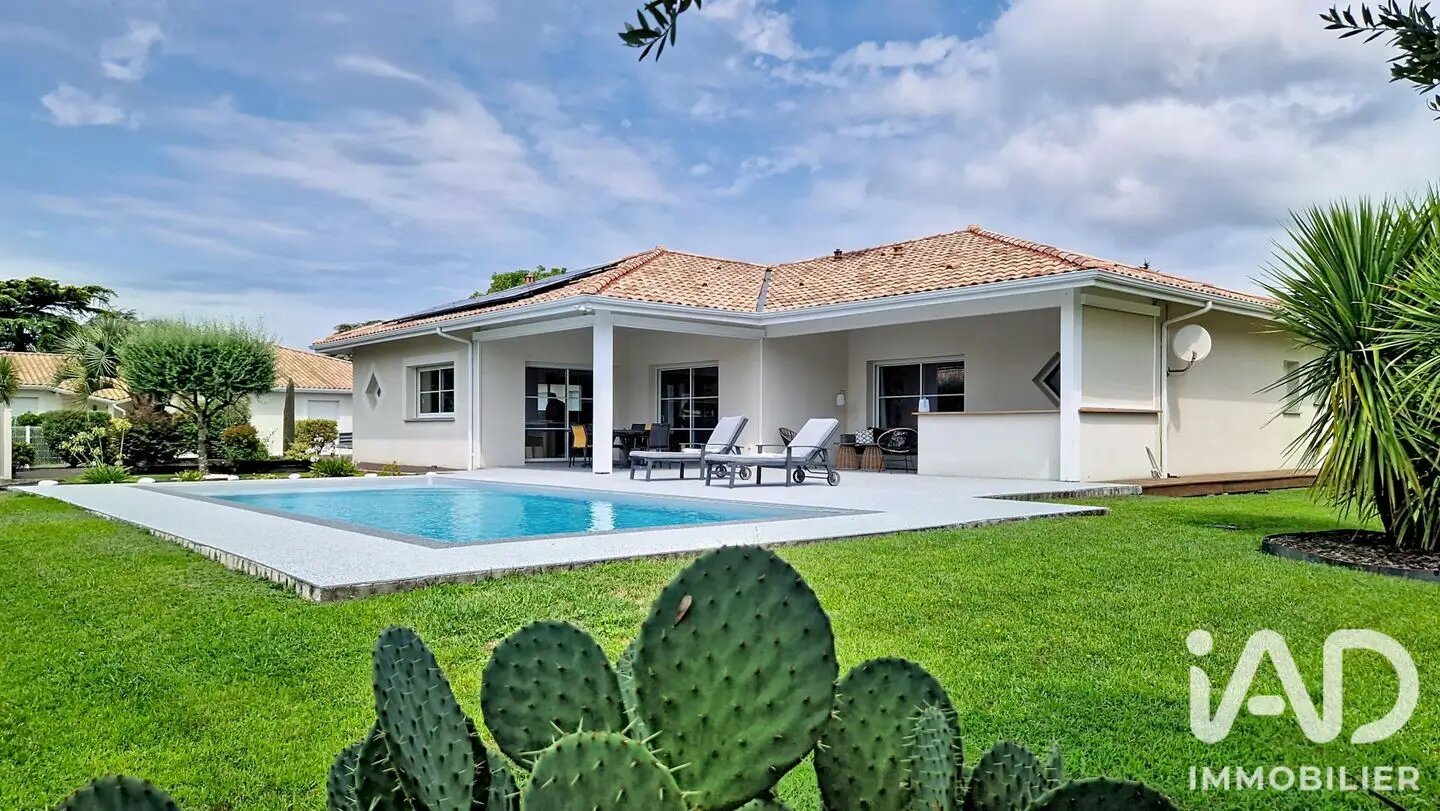 Maison à vendre, 182m², Biganos