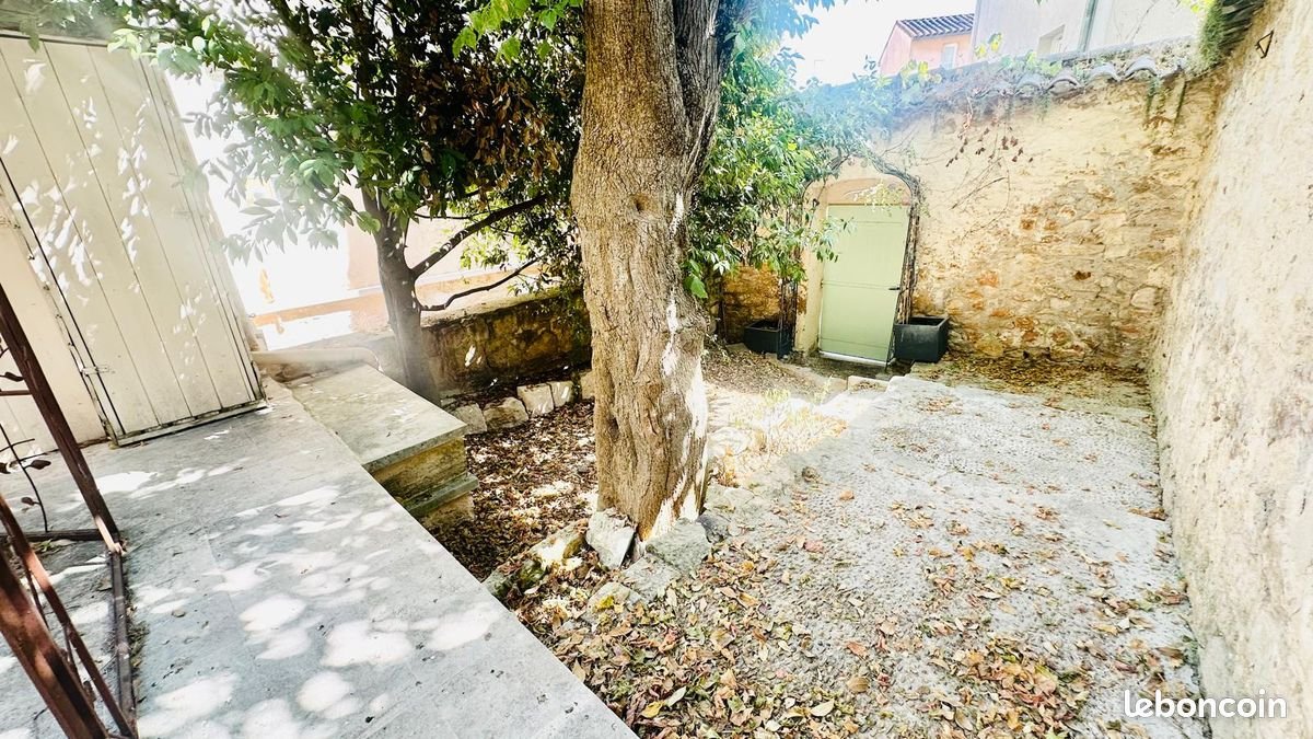Appartement à louer, 60m², Aramon