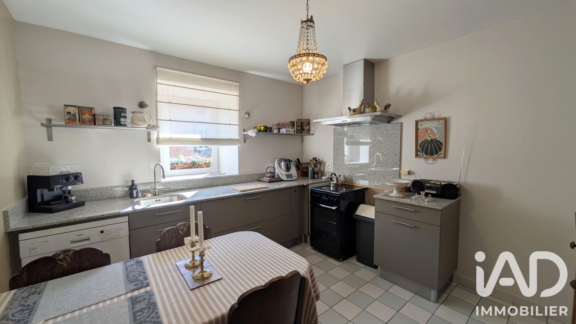 Appartement à vendre, 200m², Privas
