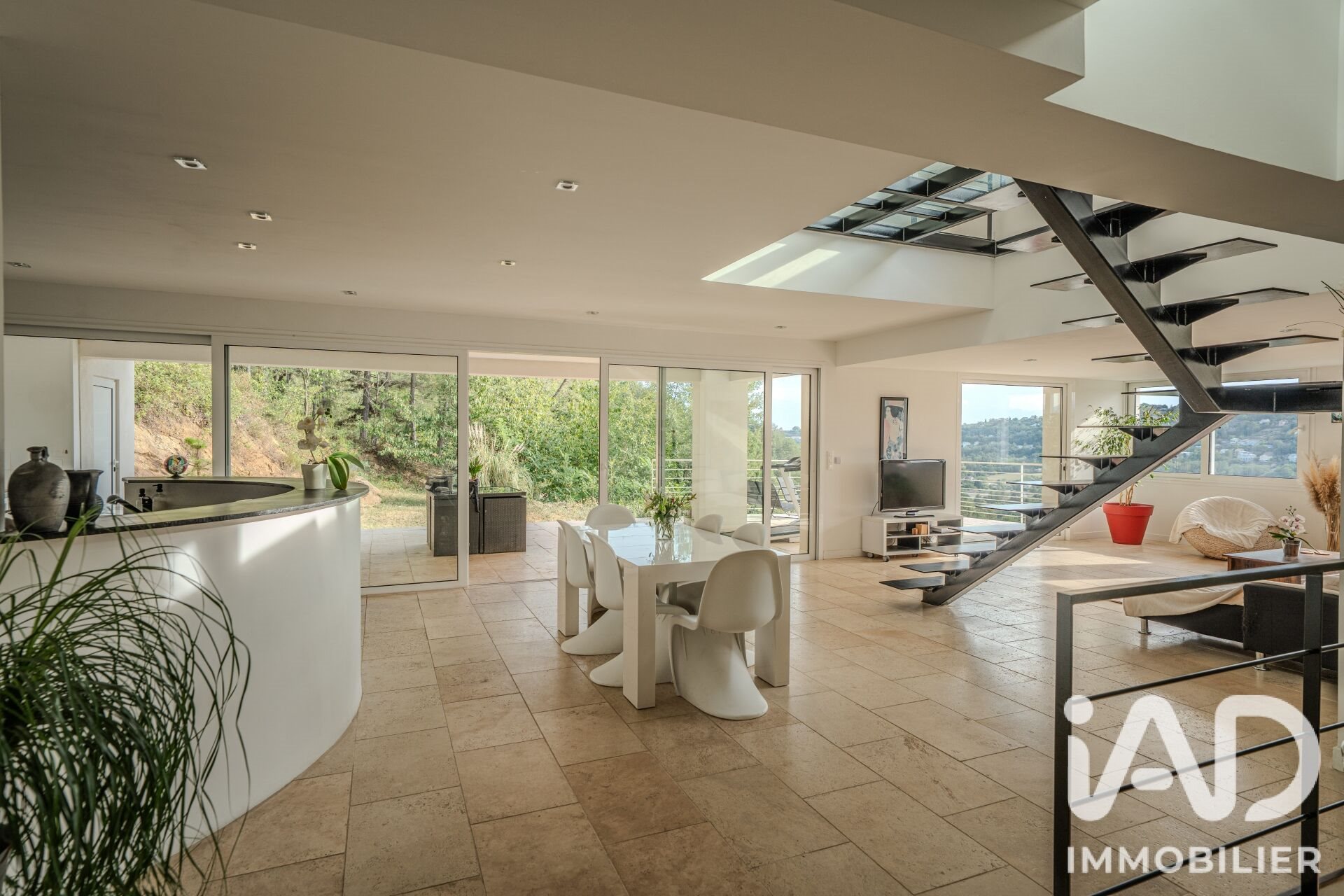 Maison à vendre, 233m², Ucel