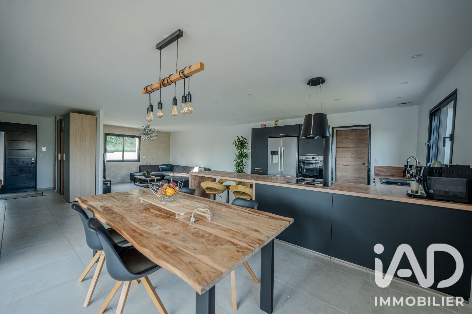Maison à vendre, 120m², Vesseaux