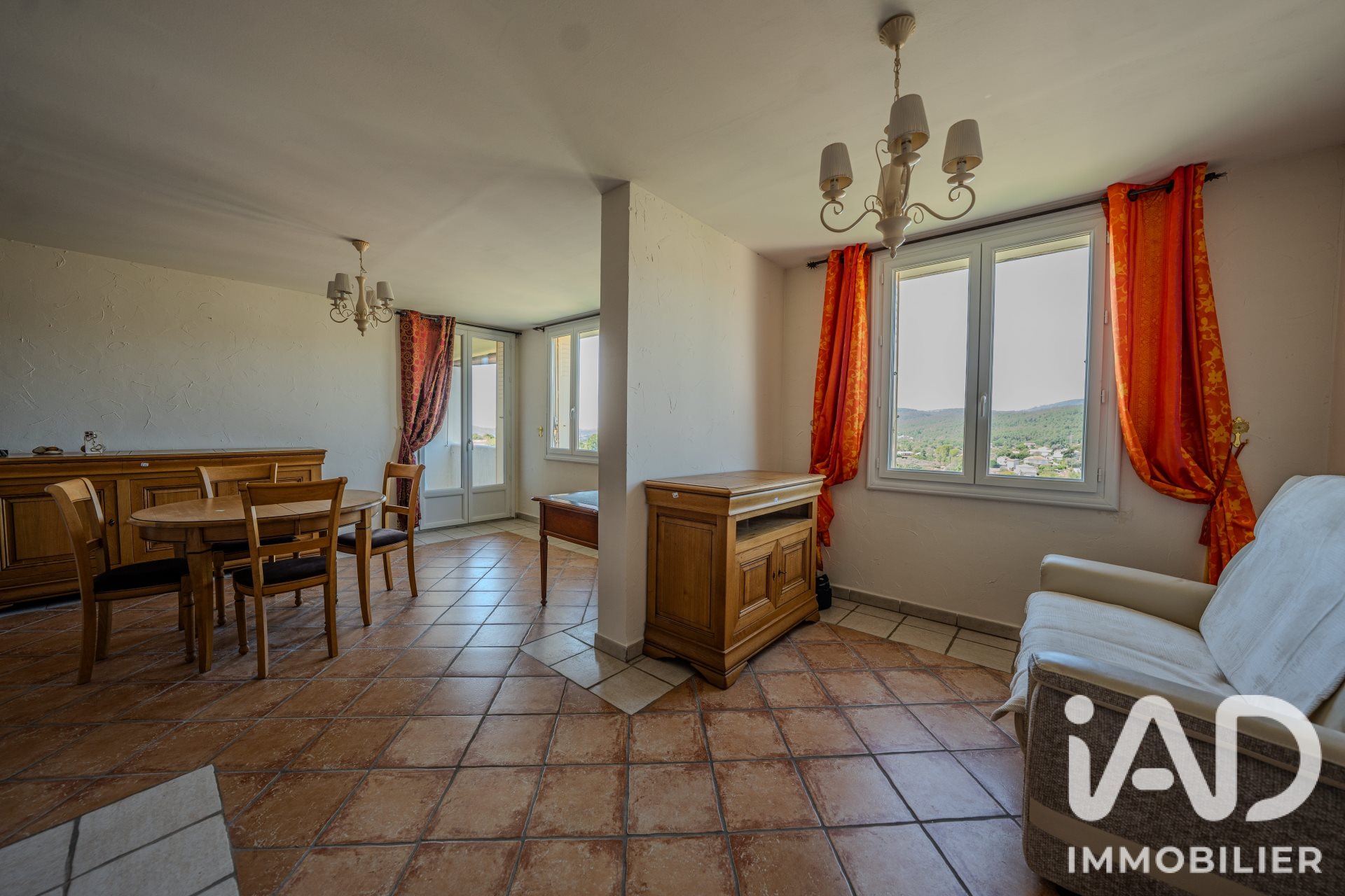 Appartement à vendre, 69m², Aubenas