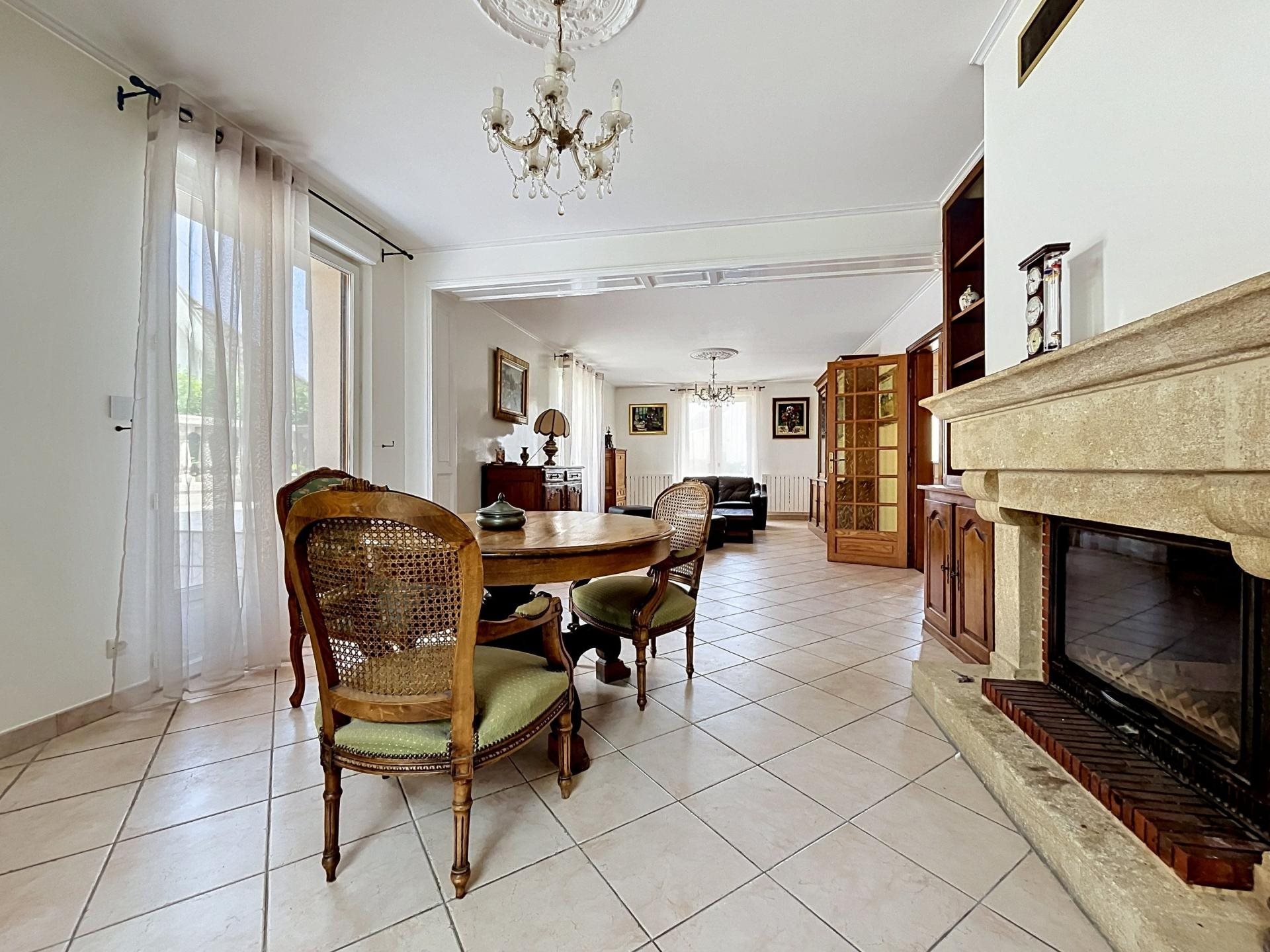 Maison à vendre, 215m², Villers-Marmery