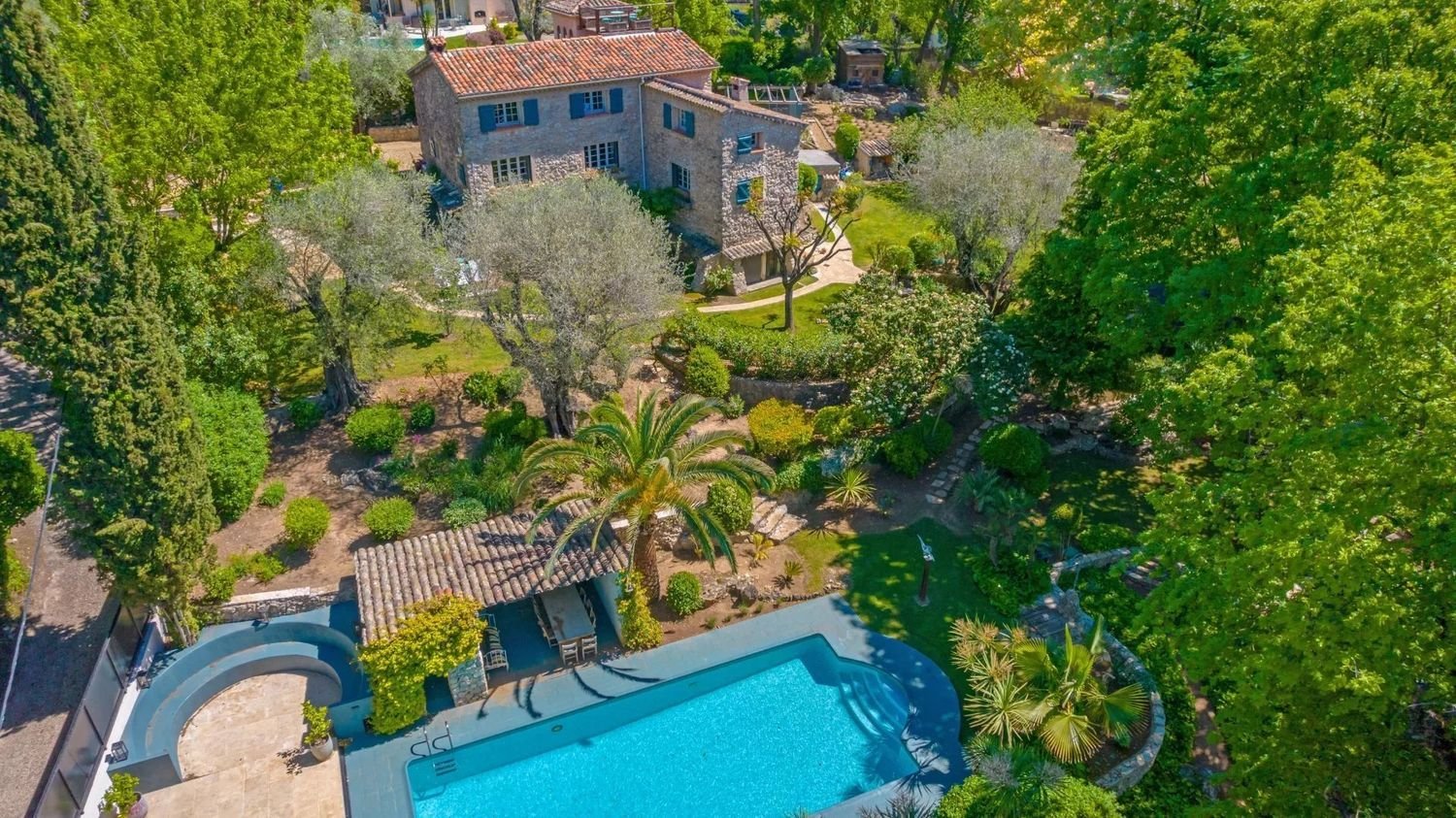 Maison à vendre, 165m², Roquefort-les-Pins