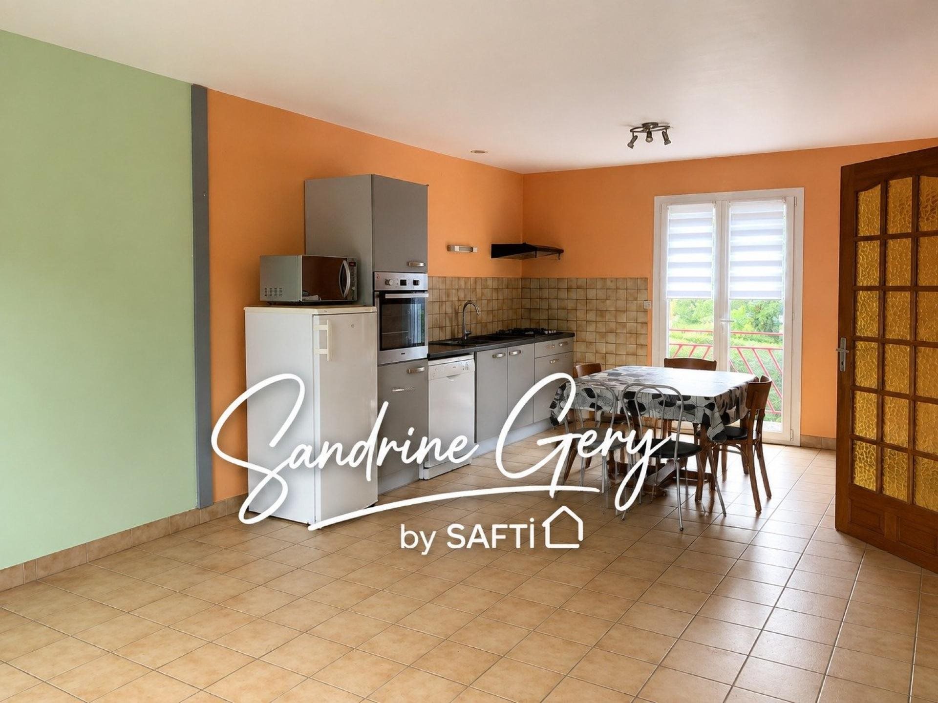 Maison à vendre, 102m², Saint-Saturnin-du-Limet