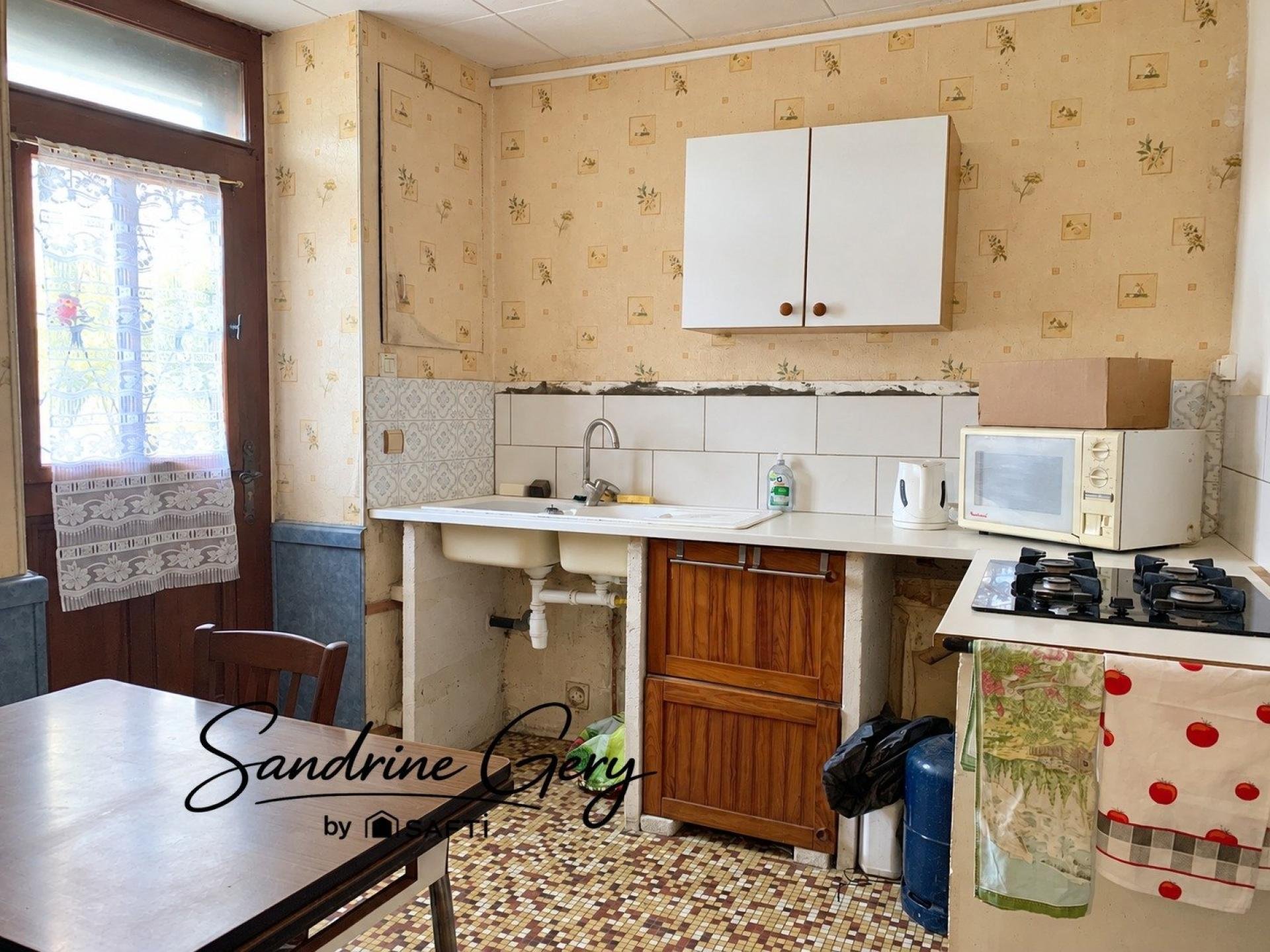 Maison à vendre, 85m², Saint-Saturnin-du-Limet