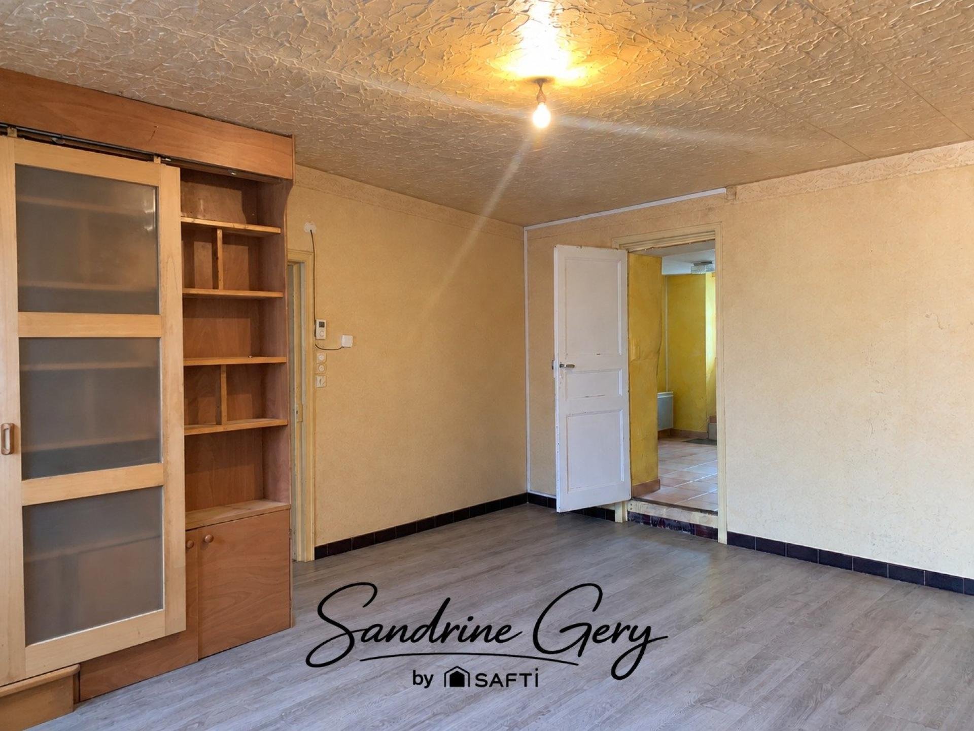 Maison à vendre, 85m², Saint-Saturnin-du-Limet