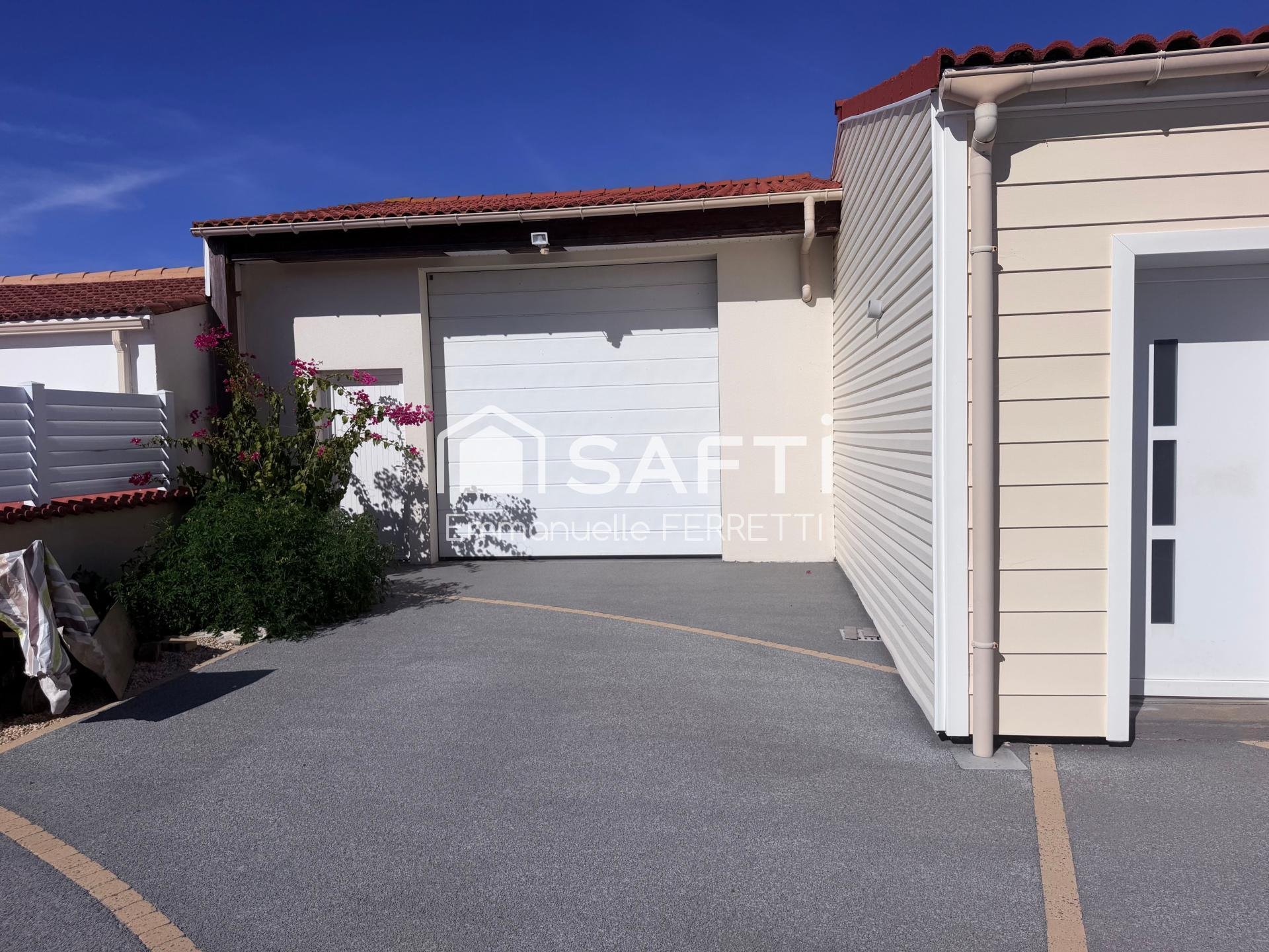 Maison à vendre, 100m², Saint-Hilaire-la-Forêt