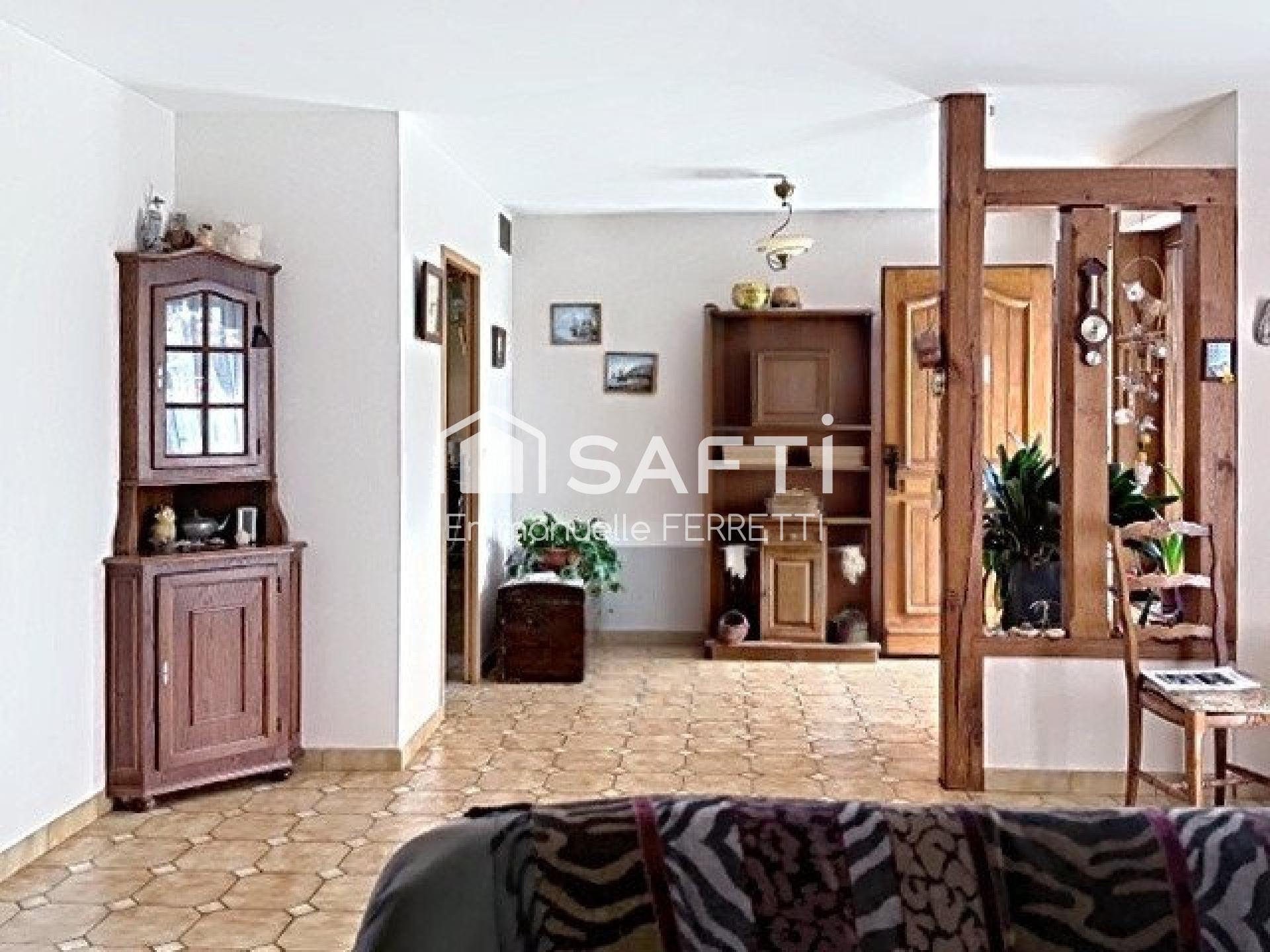 Maison à vendre, 100m², Saint-Hilaire-la-Forêt