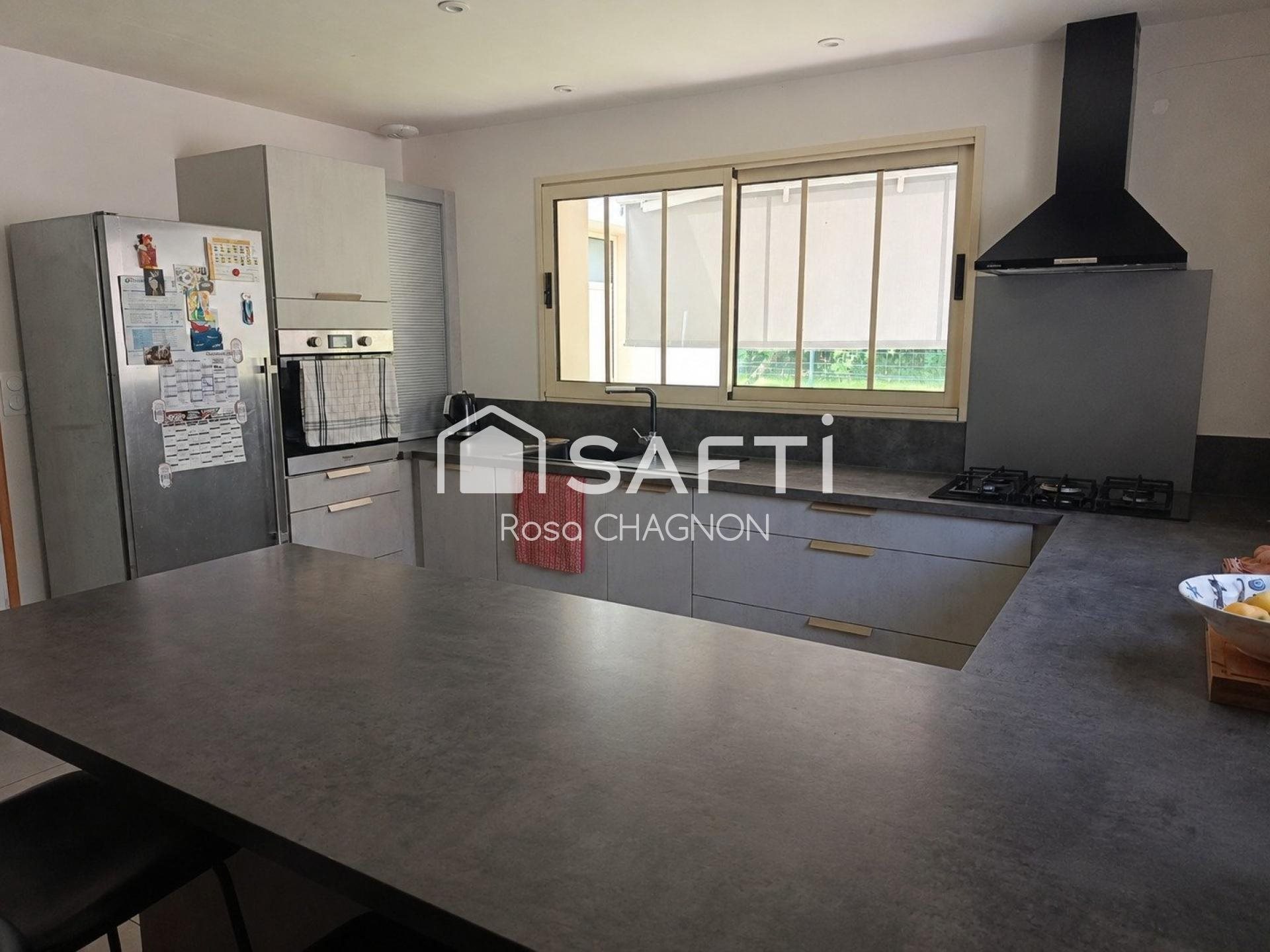 Maison à vendre, 101m², Benet